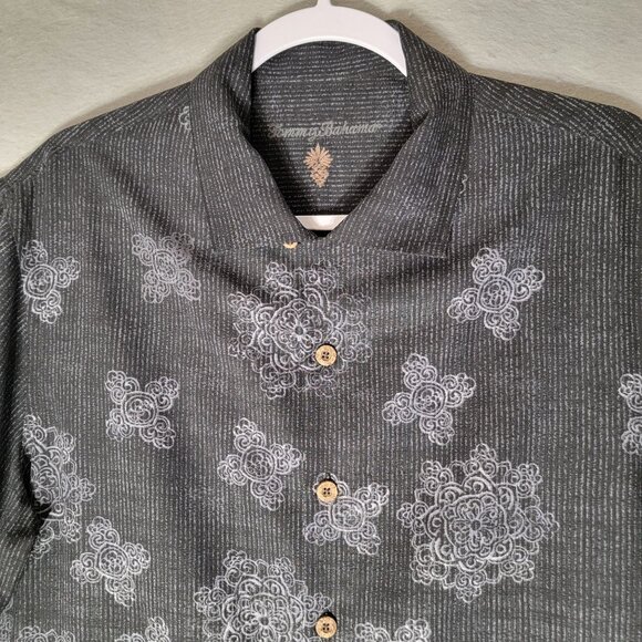 Tommy Bahama Hawaiian Silk Shirt Mens M Black Buttons Resortwear Tribal Tiki - Picture 4 of 15